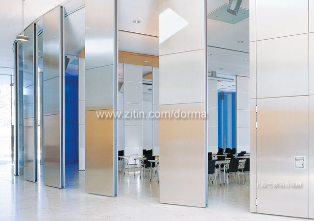 多瑪隔斷VARIFLEX移動墻系統(tǒng)